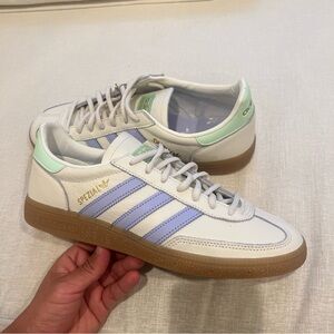 Adidas Handball Spezial Off White/Violet Purple Sneakers Mens Sz.10 IH2460 $155